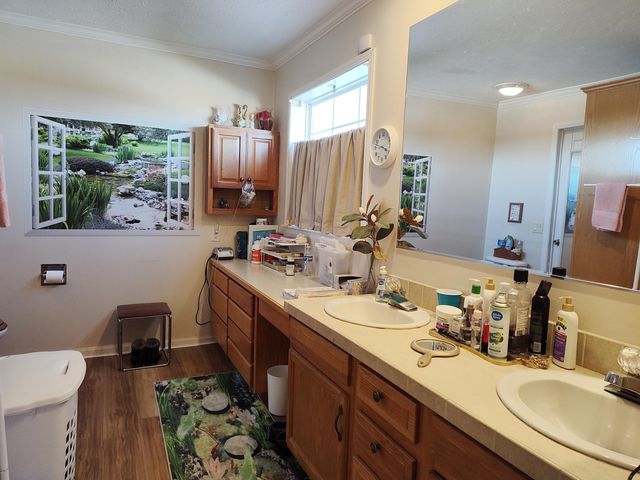 1672 E 355th Road, Bolivar, MO 65613