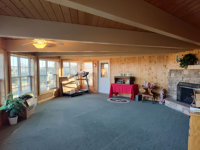 1672 E 355th Road, Bolivar, MO 65613