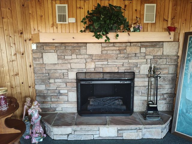 1672 E 355th Road, Bolivar, MO 65613