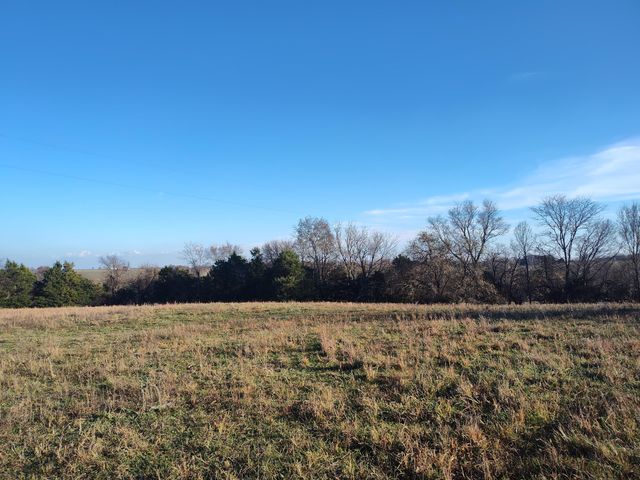 1672 E 355th Road, Bolivar, MO 65613