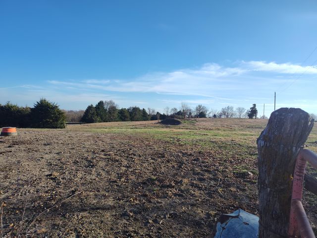 1672 E 355th Road, Bolivar, MO 65613
