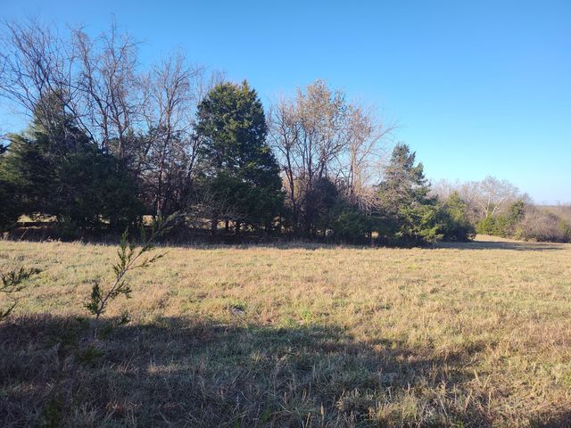 1672 E 355th Road, Bolivar, MO 65613