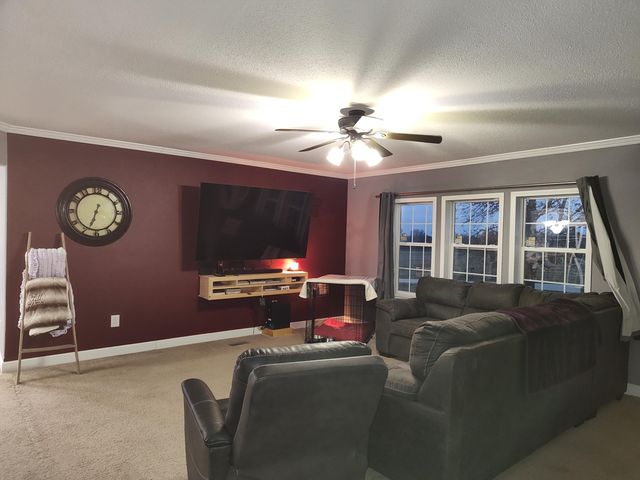 1672 E 355th Road, Bolivar, MO 65613