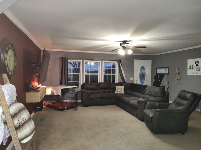 1672 E 355th Road, Bolivar, MO 65613