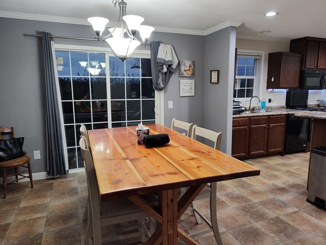 1672 E 355th Road, Bolivar, MO 65613