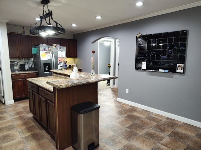 1672 E 355th Road, Bolivar, MO 65613