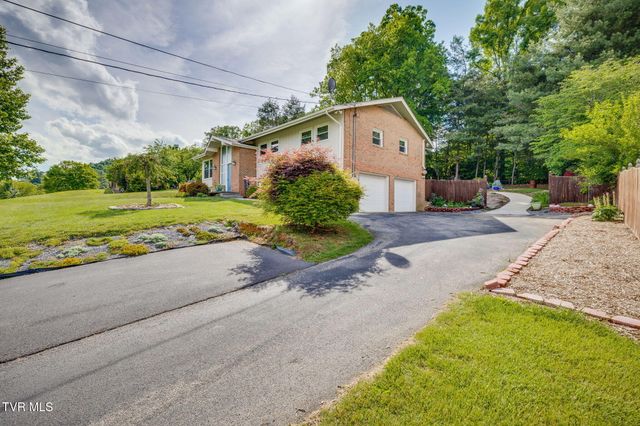 1232 Buchelew Drive, Kingsport, TN 37663