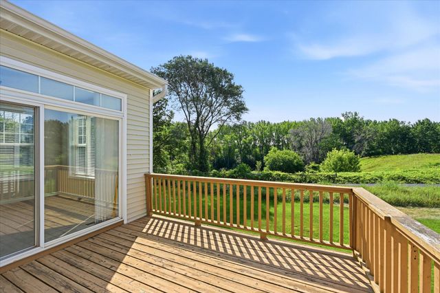 5818 Prairie Ridge Drive, Shoreview, MN 55126