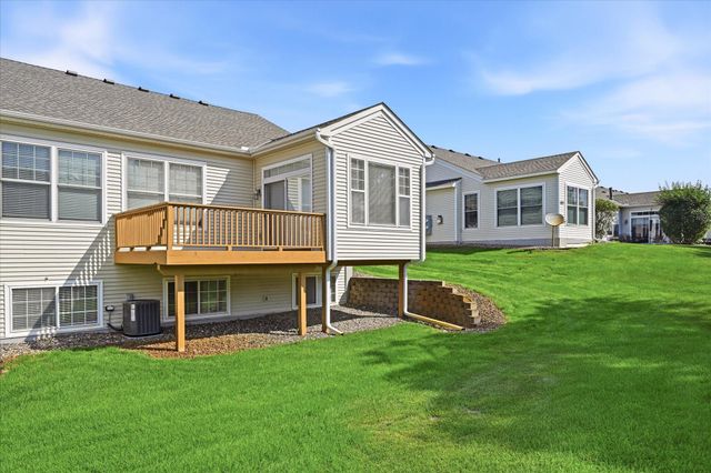5818 Prairie Ridge Drive, Shoreview, MN 55126