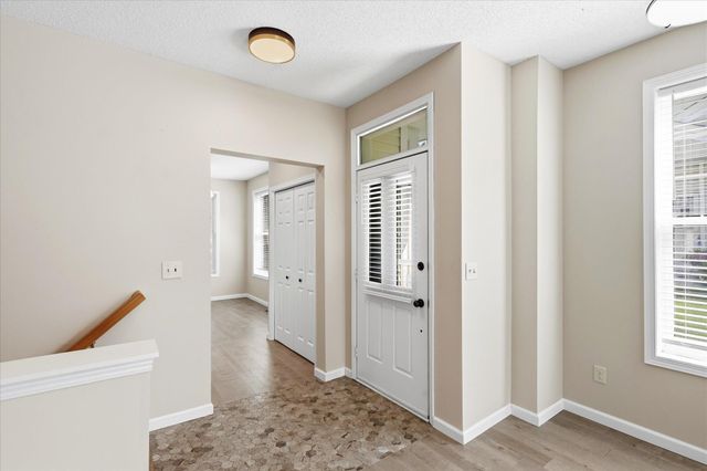 5818 Prairie Ridge Drive, Shoreview, MN 55126