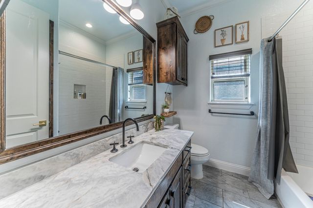 1208 Yosemite Way, Burleson, TX 76028