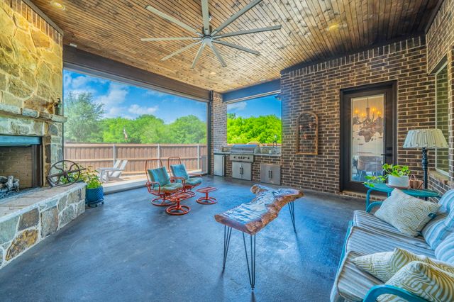 1208 Yosemite Way, Burleson, TX 76028