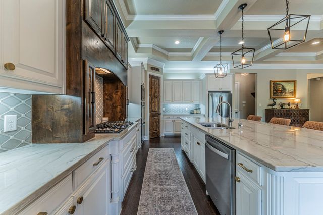 1208 Yosemite Way, Burleson, TX 76028