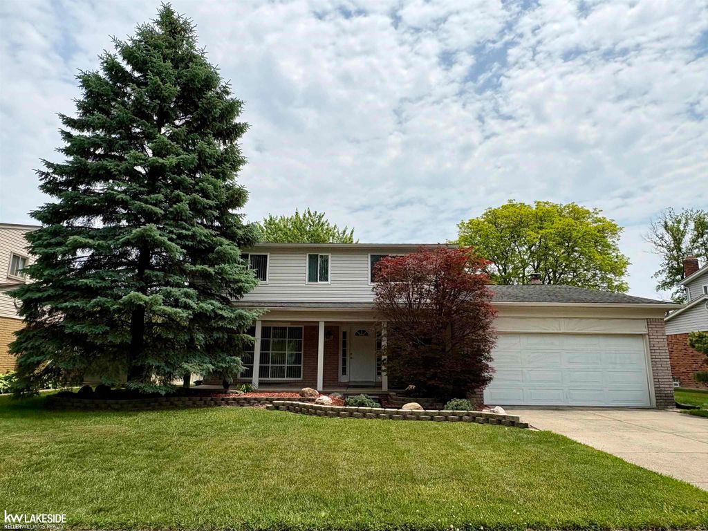 3550 Kings Point Drive, Troy, MI 48083