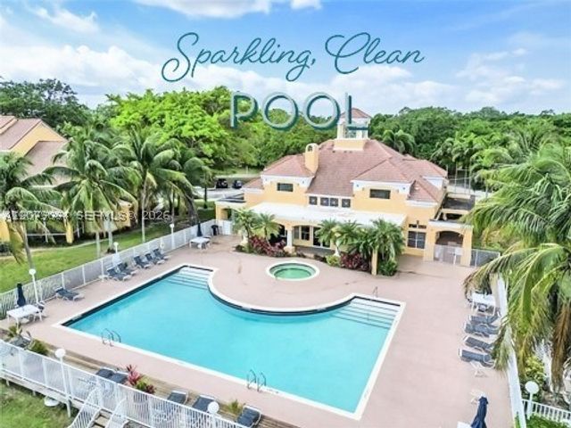 2405 NW 33rd St 1211, Oakland Park, FL 33309