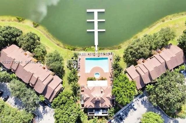 2405 NW 33rd St 1211, Oakland Park, FL 33309