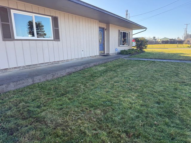 1848 Pickett Road, Mckinleyville, CA 95519