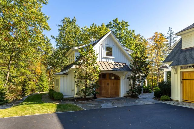 24 WISTERIA Drive, Dover, NH 03820