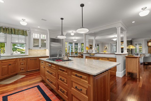 24 WISTERIA Drive, Dover, NH 03820