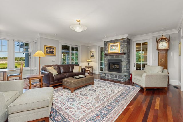 24 WISTERIA Drive, Dover, NH 03820