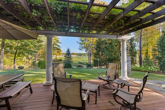 24 WISTERIA Drive, Dover, NH 03820