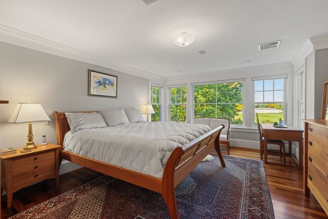 24 WISTERIA Drive, Dover, NH 03820