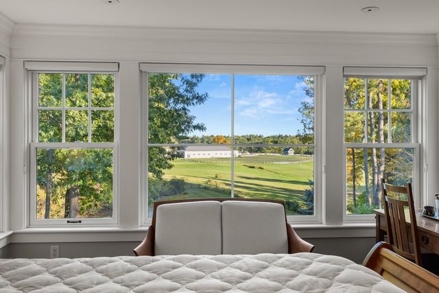 24 WISTERIA Drive, Dover, NH 03820