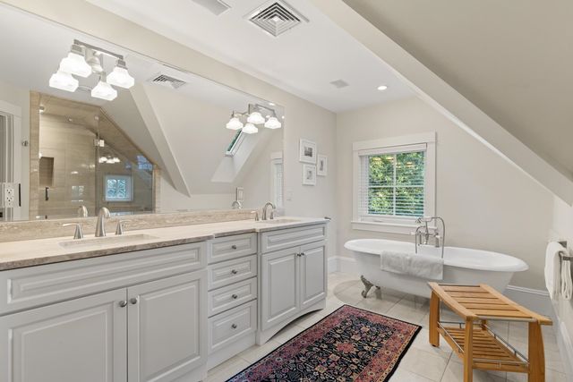 24 WISTERIA Drive, Dover, NH 03820