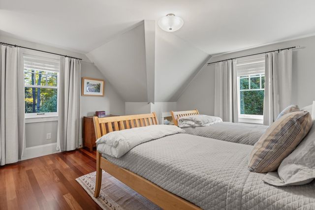 24 WISTERIA Drive, Dover, NH 03820