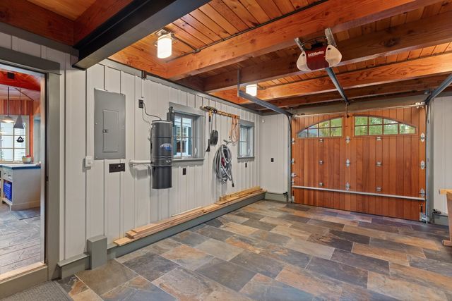 24 WISTERIA Drive, Dover, NH 03820