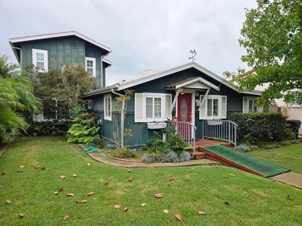 127 131 J Avenue, Coronado, CA 92118 — photo 5