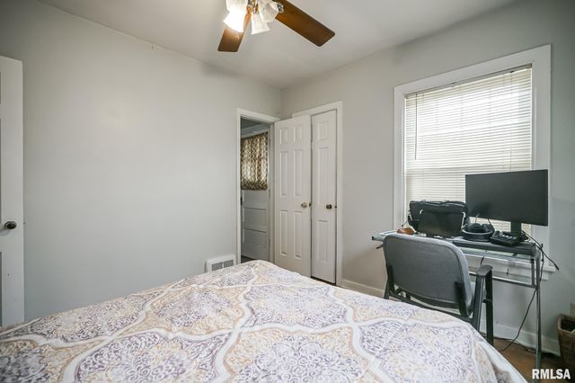 1026 E RICHWOODS Boulevard, Peoria, IL 61604