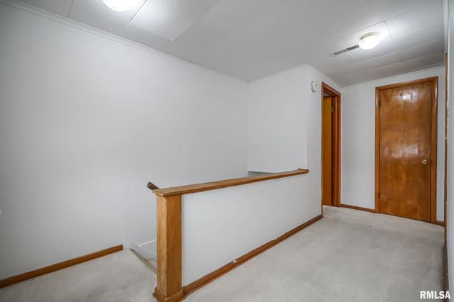 1026 E RICHWOODS Boulevard, Peoria, IL 61604