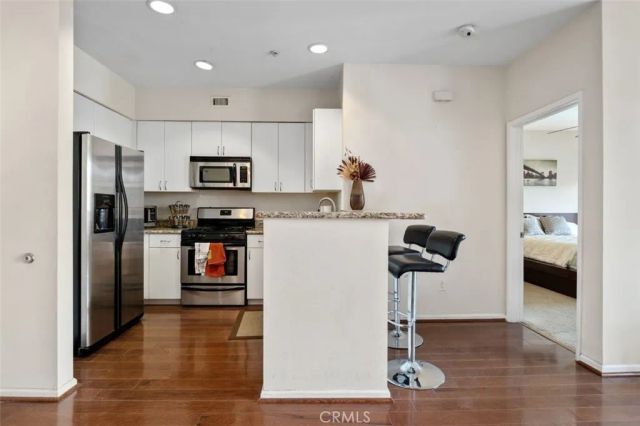 1801 E Katella 4030, Anaheim, CA 92805