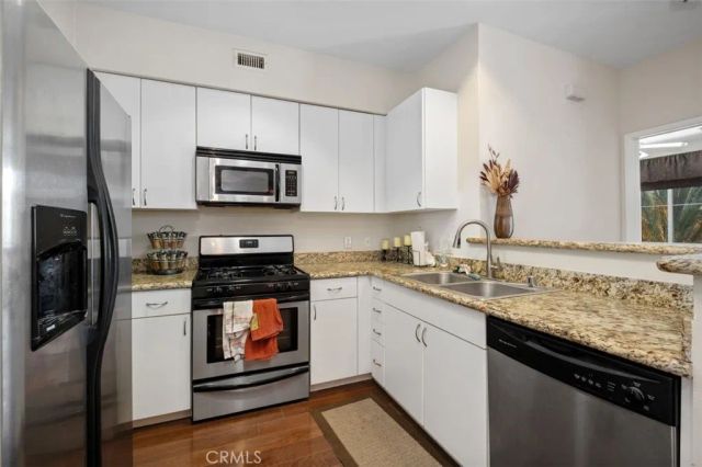 1801 E Katella 4030, Anaheim, CA 92805