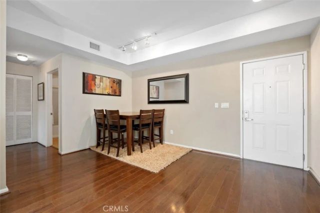 1801 E Katella 4030, Anaheim, CA 92805