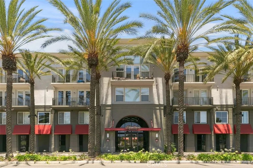 1801 E Katella 4030, Anaheim, CA 92805