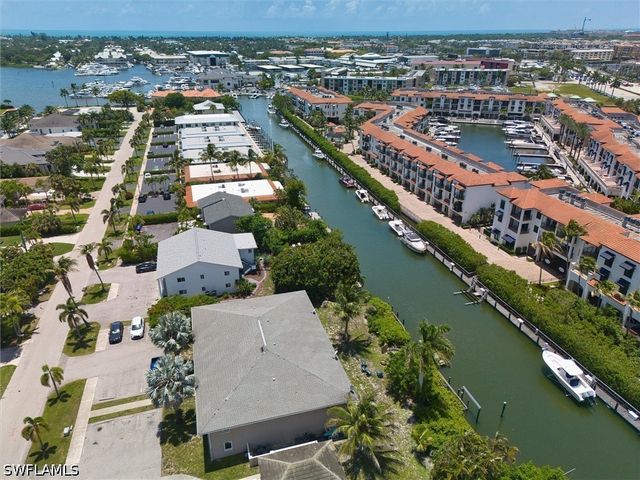 1500 5th AVE S, Naples, FL 34102