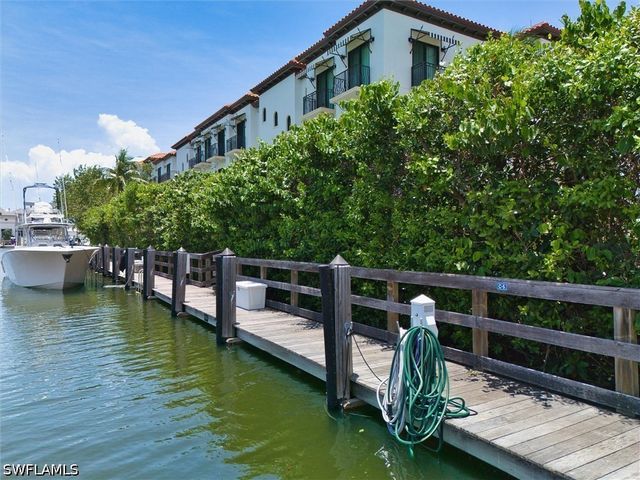 1500 5th AVE S, Naples, FL 34102