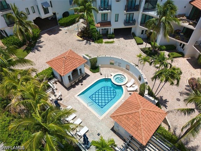 1500 5th AVE S, Naples, FL 34102