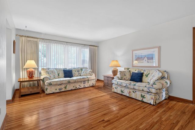 3118 Carlton Drive, Cedar Falls, IA 50613