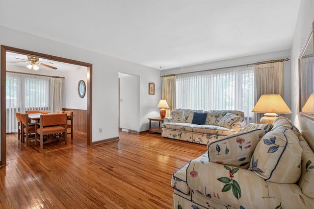 3118 Carlton Drive, Cedar Falls, IA 50613