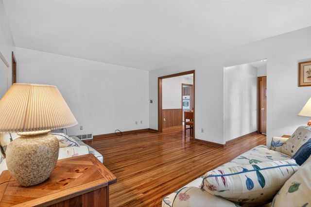 3118 Carlton Drive, Cedar Falls, IA 50613