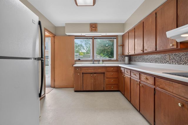 3118 Carlton Drive, Cedar Falls, IA 50613