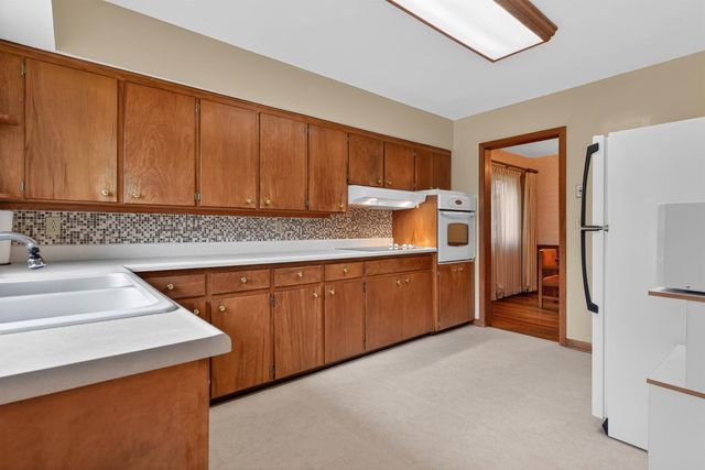 3118 Carlton Drive, Cedar Falls, IA 50613