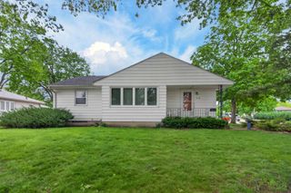 3118 Carlton Drive, Cedar Falls, IA 50613