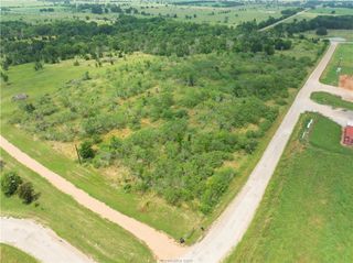 1539 CR 428 County Road, Dime Box, TX 77853