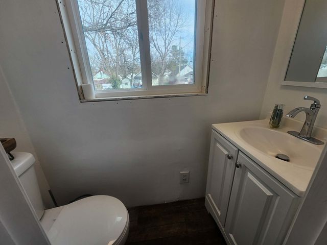 908 N 13th Street, Herrin, IL 62948