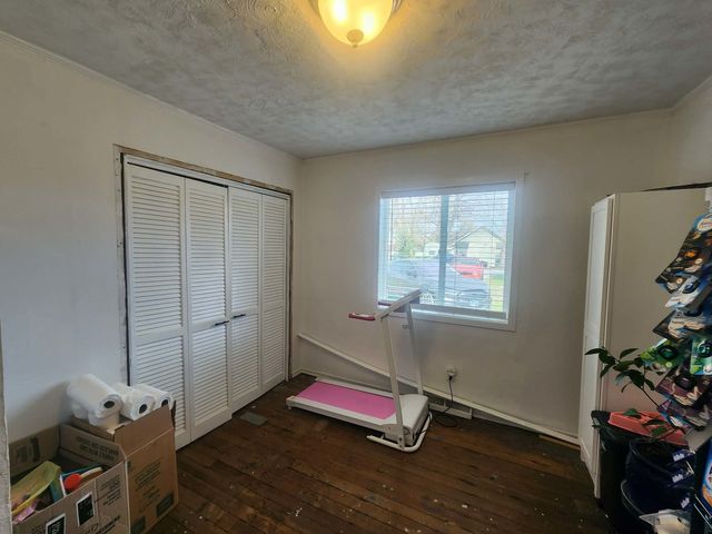 908 N 13th Street, Herrin, IL 62948