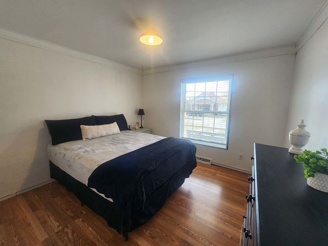 908 N 13th Street, Herrin, IL 62948